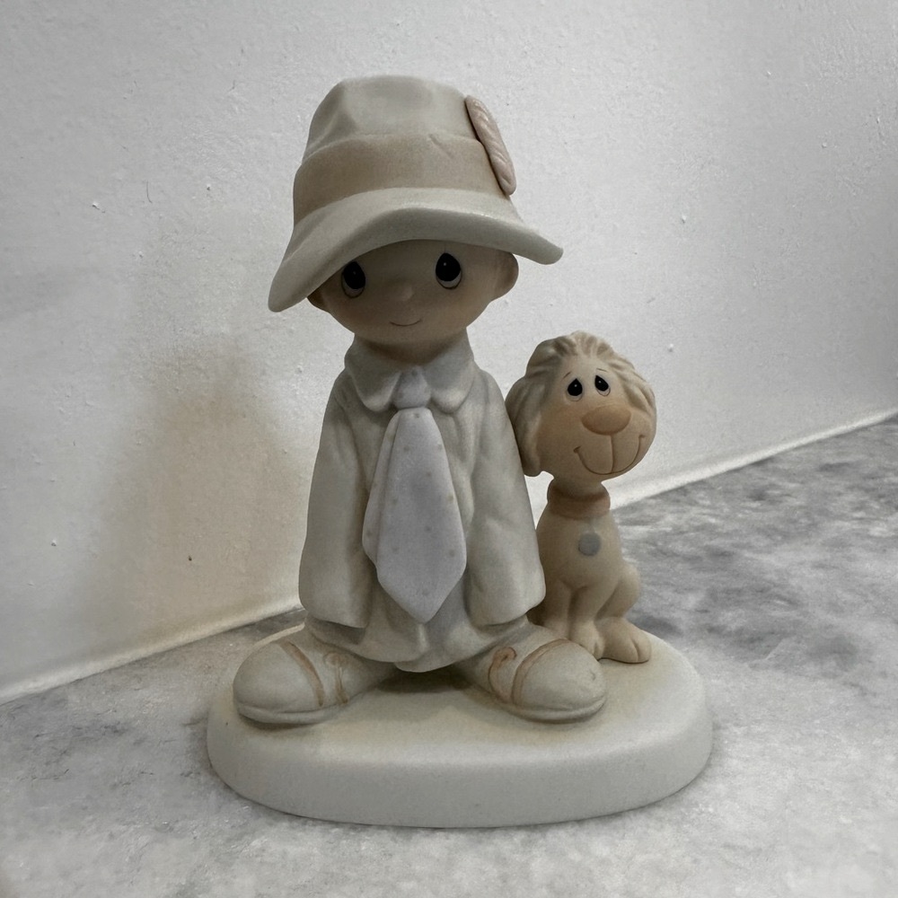 1980 Enesco Precious Moments "To A Special Dad" E-5212 Collectible Figurine